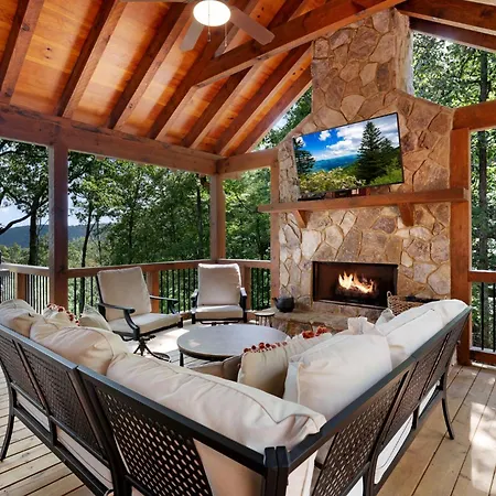 Aska Favor - Mountain Getaway Aska Adventure Area Villa